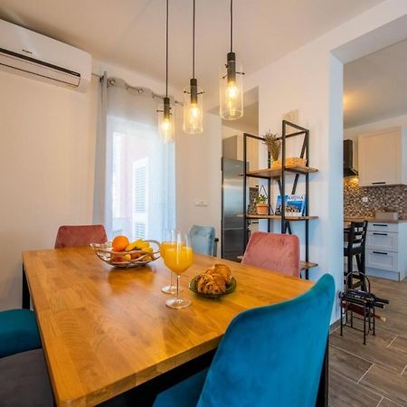 Apartman Paula Kaštela Eksteriør bilde