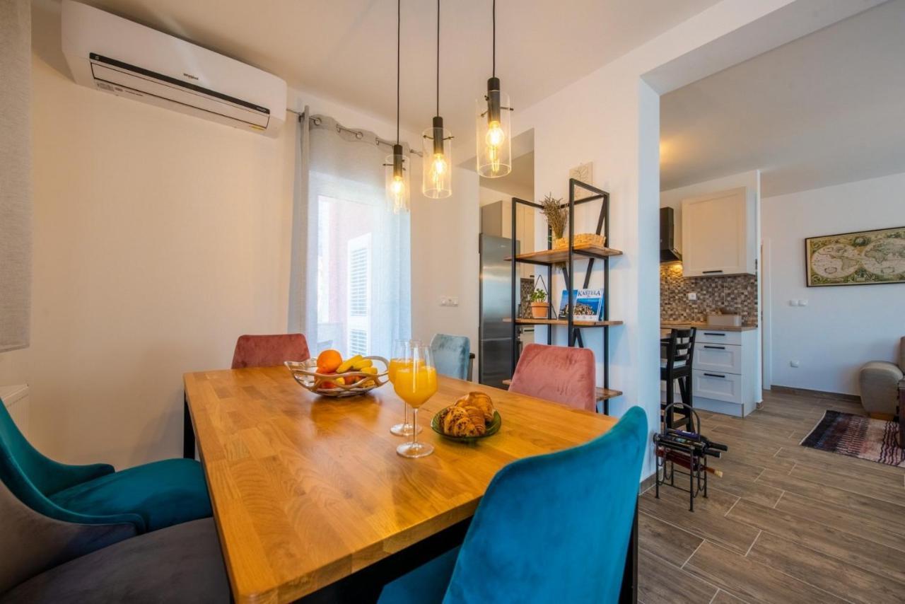 Apartman Paula Kaštela Eksteriør bilde