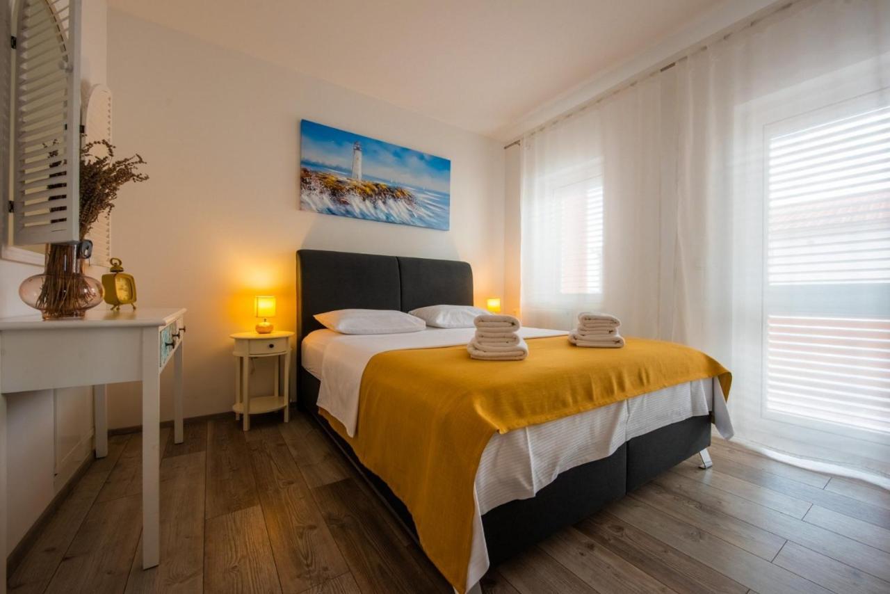 Apartman Paula Kaštela Eksteriør bilde